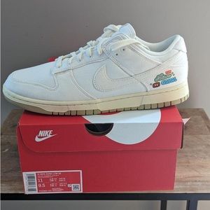 Nike Dunk Low SE / Womens size: 11 / Mens size: 9.5